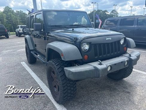 Used 2011 Jeep Wrangler Unlimited Sport AWD/4WD image 3