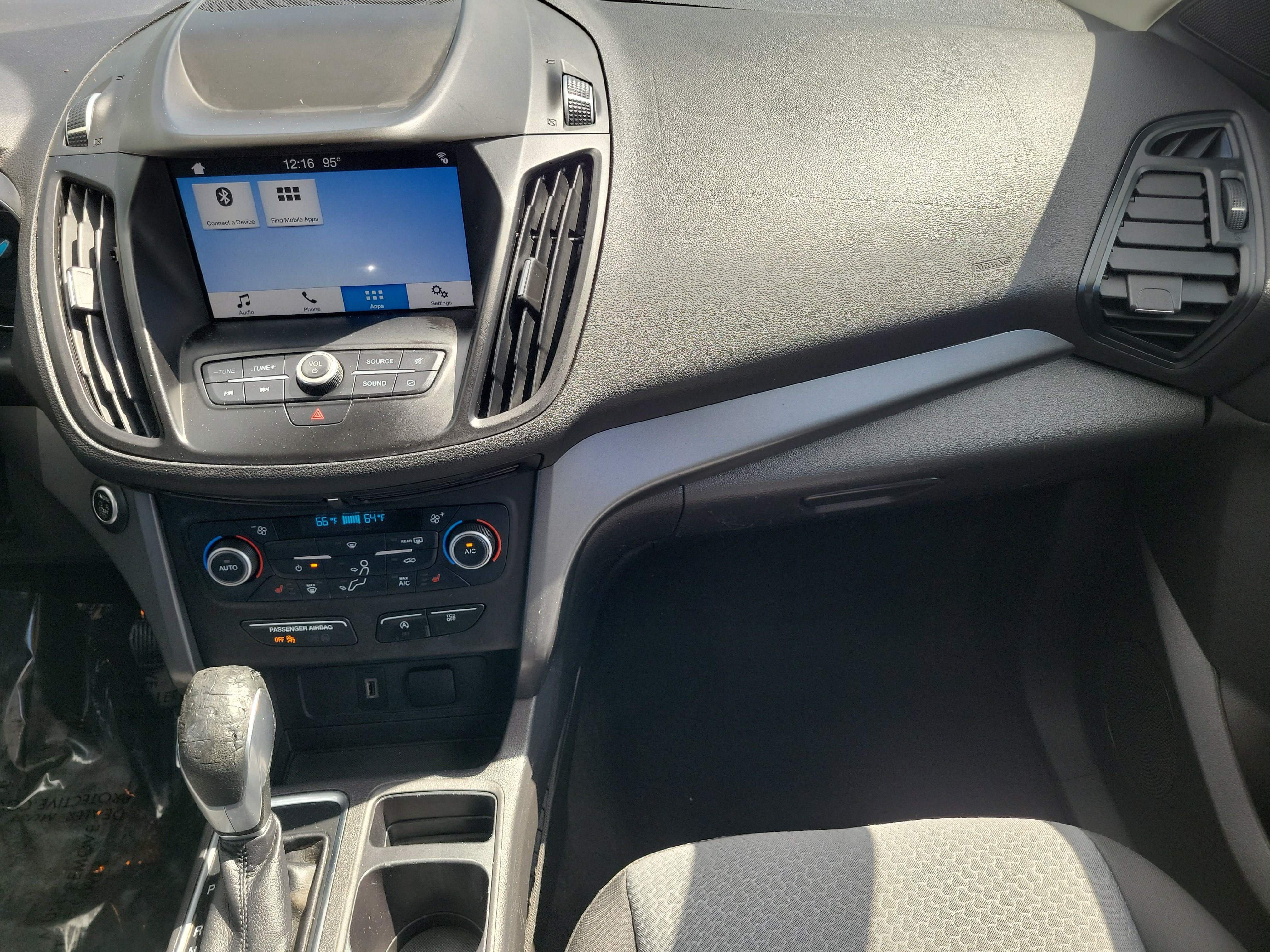 Used 2019 Ford Escape SE FWD image 17