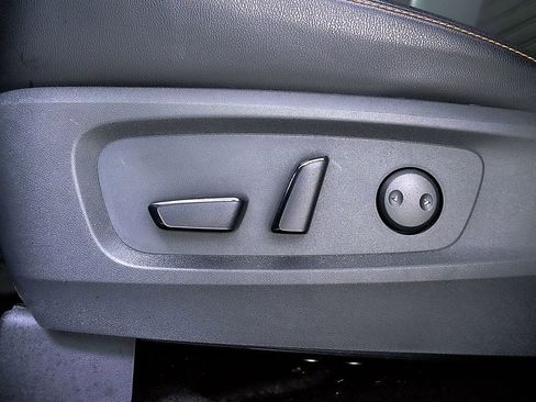 Used 2024 Nissan Pathfinder Rock Creek AWD/4WD image 17