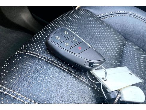 Used 2026 Chevrolet Traverse High Country image 14