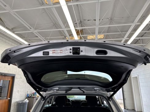 Certified 2018 Toyota RAV4 XLE image 10