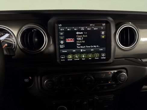 Certified 2023 Jeep Wrangler Unlimited Sahara w/ Safety Group AWD/4WD image 18