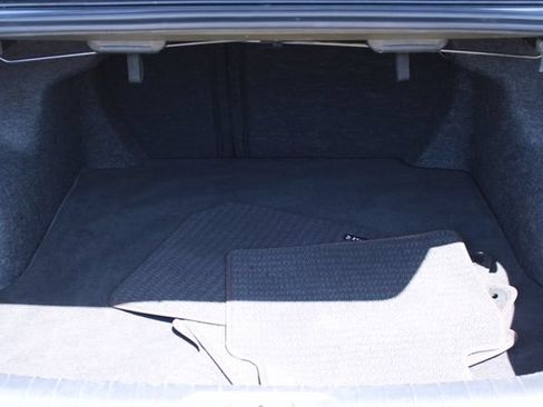 Used 2024 Nissan Altima 2.5 SR FWD image 36
