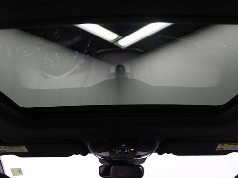 Used 2022 Maserati Levante GT image 17