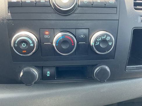Used 2013 Chevrolet Silverado 1500 W/T RWD image 17