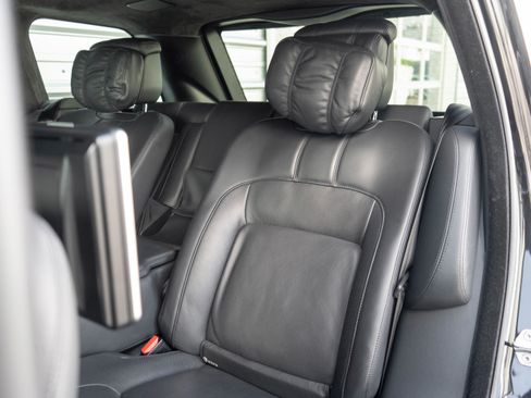 Used 2019 Land Rover Range Rover Autobiography AWD/4WD image 24