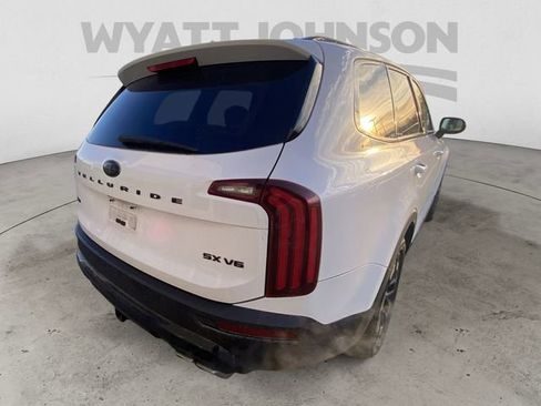 Used 2021 Kia Telluride SX w/ SX Prestige Package image 9