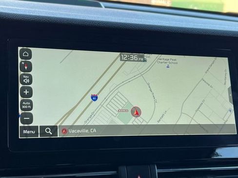 Used 2021 Kia Niro EX Premium image 22