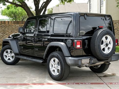 Used 2022 Jeep Wrangler Unlimited Sport w/ Sun And Sound Package image 19