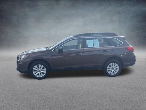 Used 2019 Subaru Outback 2.5i AWD/4WD image 2