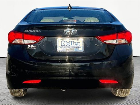 Used 2013 Hyundai Elantra GLS w/ Preferred Pkg image 4