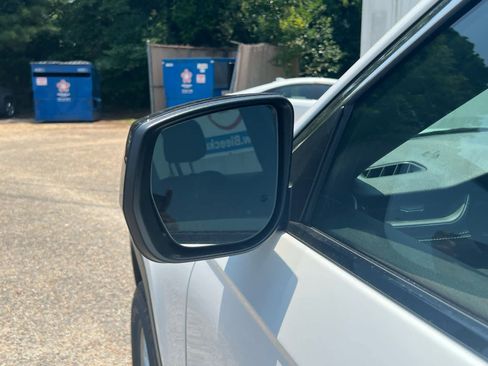 New 2025 Jeep Grand Cherokee Laredo w/ Luxury Tech Group I image 15