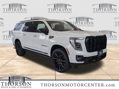 New 2026 GMC Yukon XL Denali w/ Sun & Power Step Package