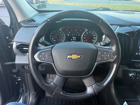 Used 2020 Chevrolet Traverse LT AWD/4WD image 18