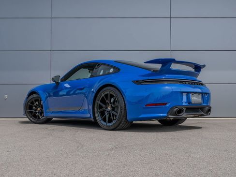 Used 2025 Porsche 911 Carrera RWD image 9