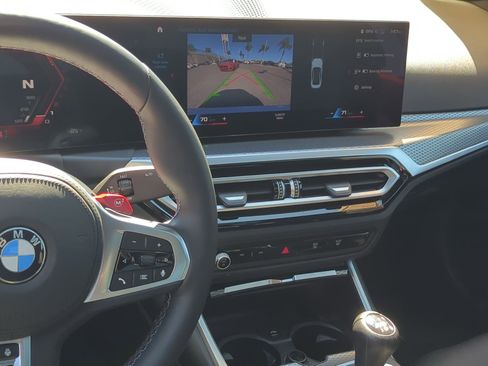 Used 2023 BMW M2 w/ Lighting Package image 30