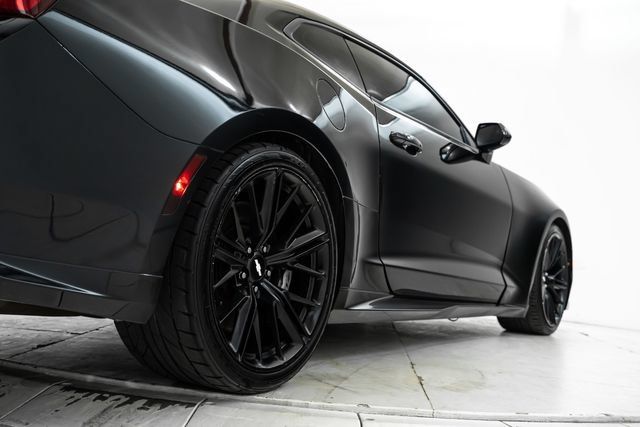 Used 2018 Chevrolet Camaro ZL1 RWD image 13