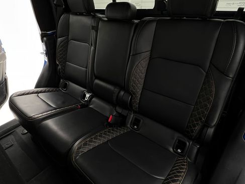 Used 2022 Jeep Gladiator Overland image 15