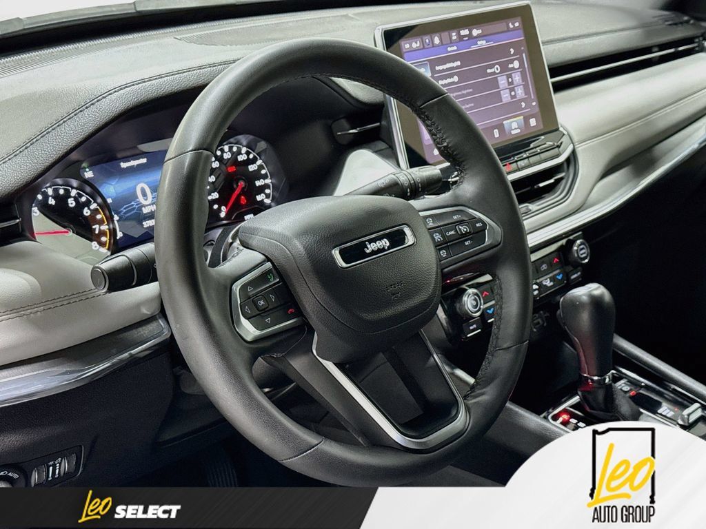 Used 2023 Jeep Compass Limited AWD/4WD image 14