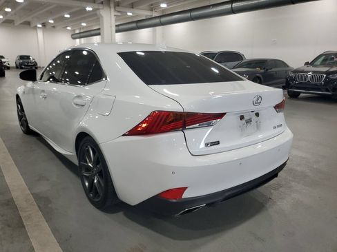 Used 2020 Lexus IS 300 F Sport w/ F Sport Package RWD image 4