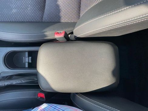 Used 2018 Subaru Forester 2.5i Premium w/ Protection Package #1 AWD/4WD image 17