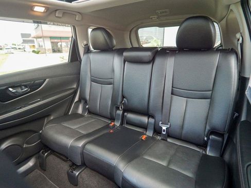 Used 2020 Nissan Rogue SL w/ Premium Package FWD image 33