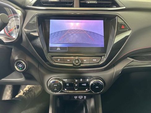 Used 2023 Chevrolet TrailBlazer RS w/ Sun and Liftgate Package image 22