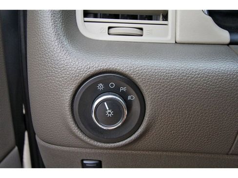 Used 2015 Lincoln Navigator 2WD image 17