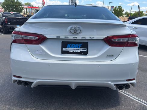 Used 2018 Toyota Camry XSE w/ Driver Assist Package FWD image 8