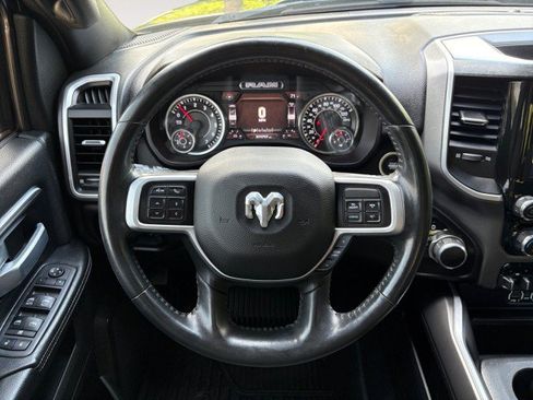 Used 2022 RAM 2500 Big Horn w/ Night Edition AWD/4WD image 8
