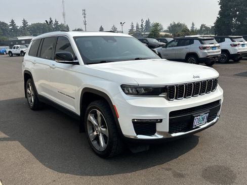 Used 2021 Jeep Grand Cherokee L Limited w/ Trailer Tow Group (B) AWD/4WD image 7