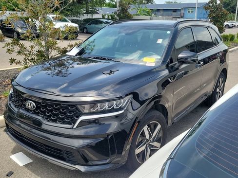 Used 2021 Kia Sorento S w/ Panoramic Sunroof Package FWD image 2