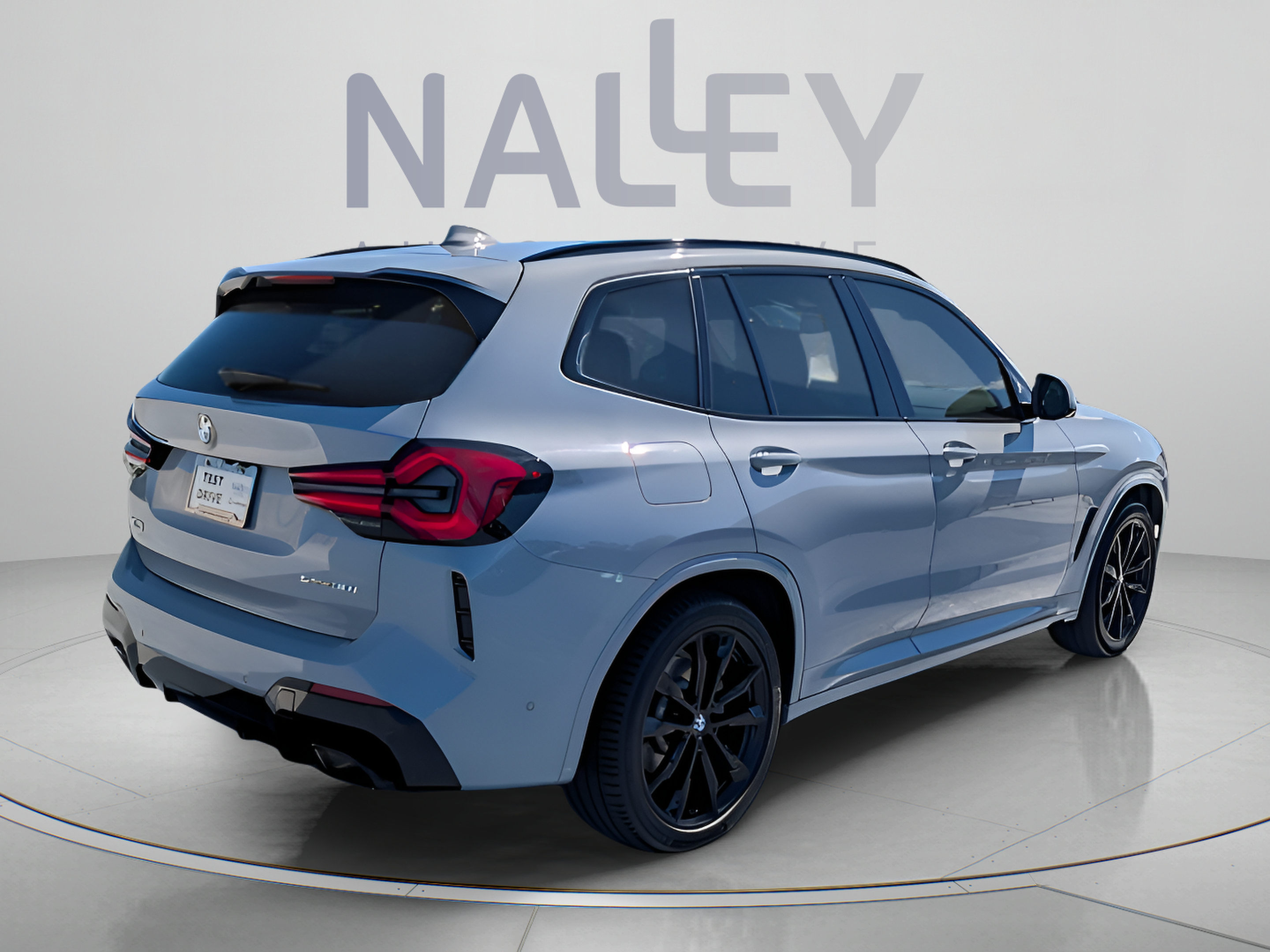 Used 2023 BMW X3 sDrive30i w/ M Sport Package RWD image 5