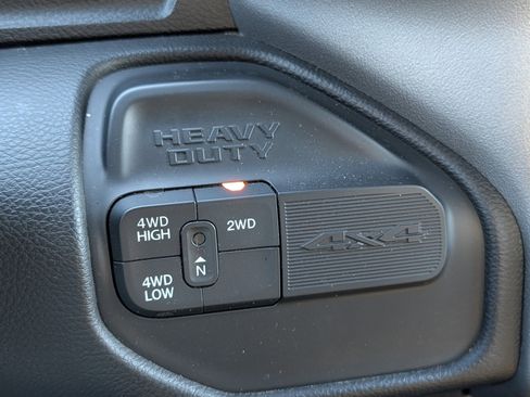 Used 2024 RAM 2500 Big Horn image 20