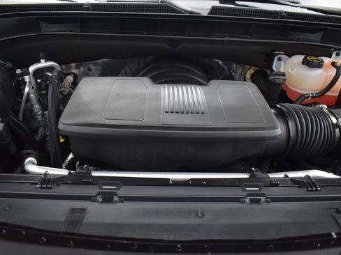 Certified 2025 Cadillac Escalade ESV Sport Platinum image 46