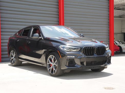 Used 2021 BMW X6 sDrive40i w/ M Sport Package RWD image 3