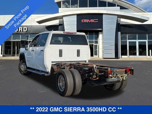Used 2022 GMC Sierra 3500 Pro w/ Convenience Package image 7
