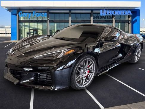 Used 2024 Chevrolet Corvette Z06 RWD image 4