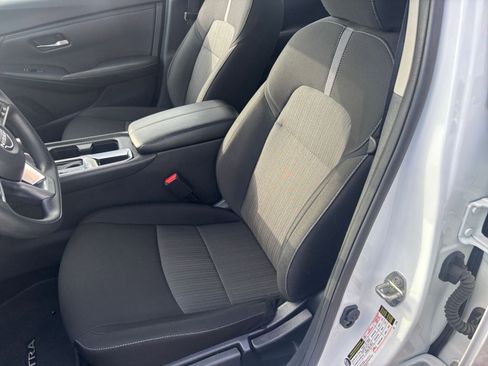 Used 2025 Nissan Sentra SV image 33