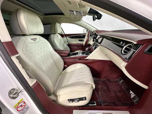 Certified 2022 Bentley Flying Spur W12 AWD/4WD image 28