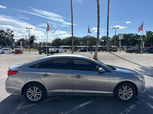 Used 2016 Hyundai Sonata SE FWD image 6