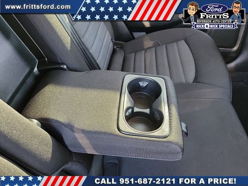 Certified 2022 Ford Edge SE w/ Black Appearance Package AWD/4WD image 16
