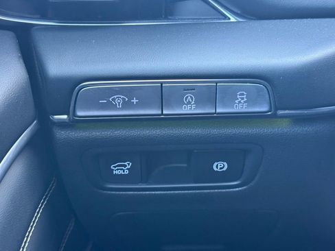 Used 2024 Genesis GV80 2.5T AWD/4WD image 11