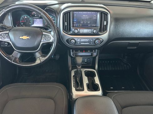 Used 2022 Chevrolet Colorado LT w/ Fleet Safety Package RWD image 10