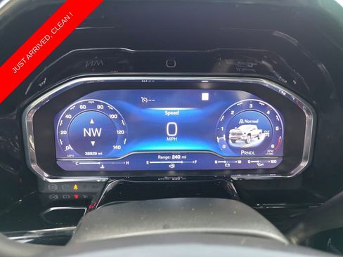 Used 2024 Chevrolet Silverado 2500 LT w/ All Star Edition AWD/4WD image 31