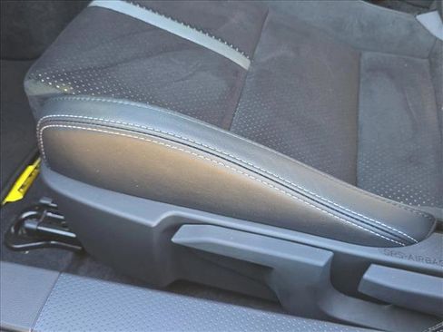 New 2025 Toyota GR86 Premium image 6