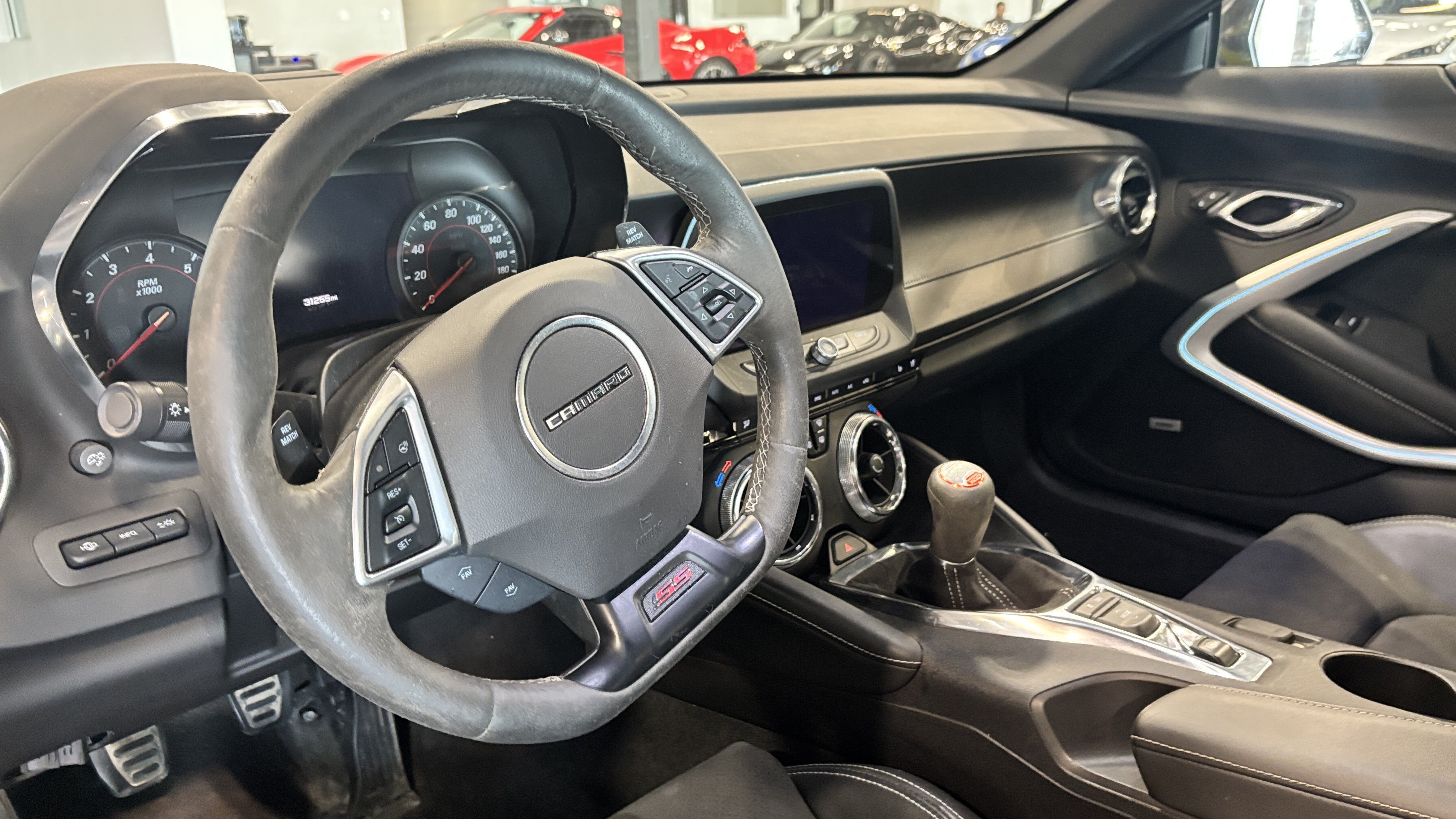 Used 2019 Chevrolet Camaro SS RWD image 7