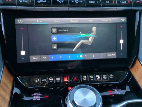 Used 2023 Jeep Grand Wagoneer Series III image 28