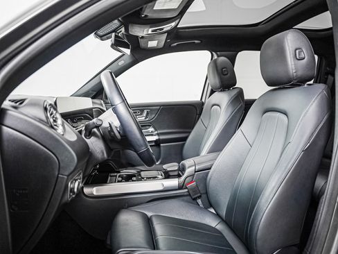 Certified 2023 Mercedes-Benz GLB 250 4MATIC w/ Premium Package image 12
