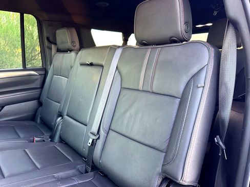 Used 2024 Chevrolet Suburban RST image 18